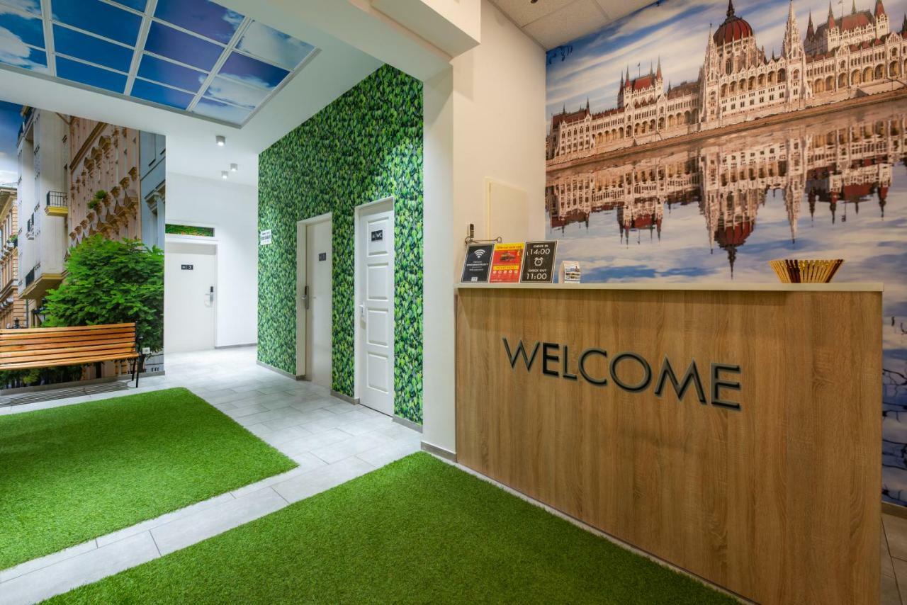 Bp Design Hotel And Apartman Budapest Luaran gambar